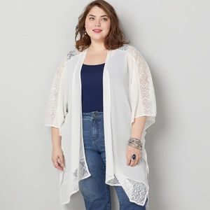 Ivory Lace Trim Kimono